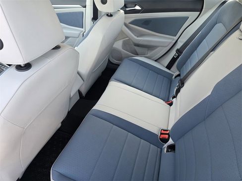 New 2026 Volkswagen Jetta SE image 21