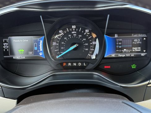 Used 2018 Ford Fusion Energi Platinum image 24