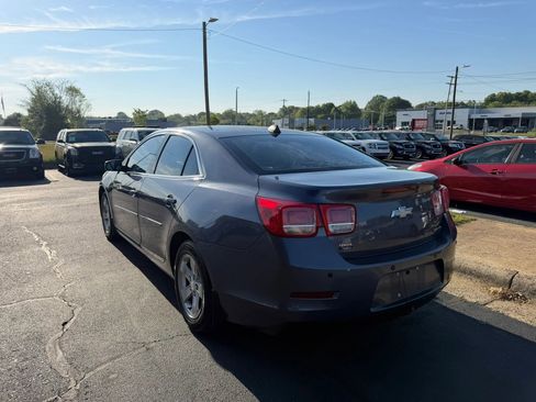 Used 2013 Chevrolet Malibu LS w/ Protection Package FWD image 5