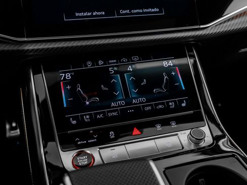 Used 2025 Audi SQ7 Premium Plus image 38