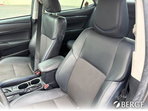 Used 2018 Toyota Corolla SE w/ Carpet Mat Package (TMS) FWD image 13