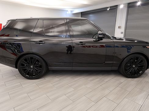 Used 2019 Land Rover Range Rover Supercharged AWD/4WD image 6