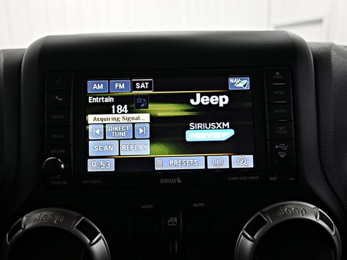 Used 2017 Jeep Wrangler Unlimited Sahara w/ Dual Top Group image 9