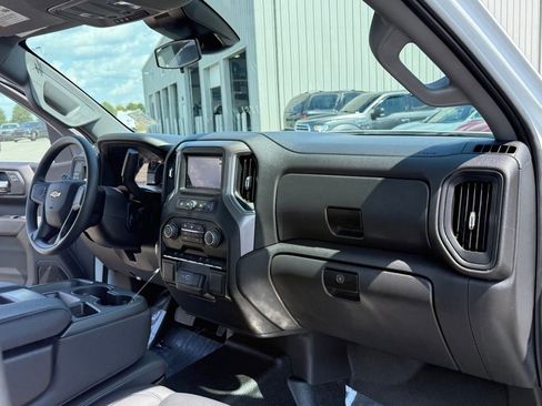 Used 2024 Chevrolet Silverado 1500 W/T image 16