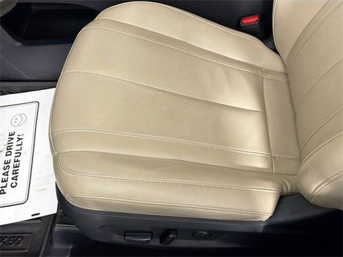 Used 2023 INFINITI QX60 Luxe image 18