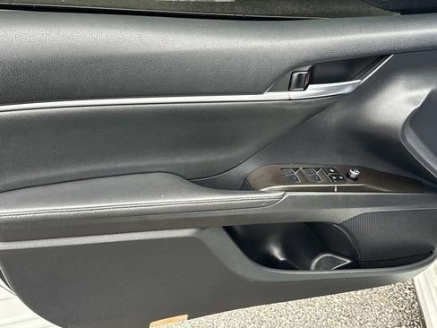 Used 2023 Toyota Camry XSE image 13