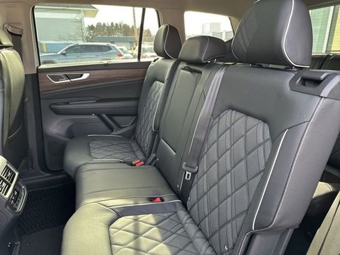 New 2026 Volkswagen Atlas SEL Premium R-Line image 18