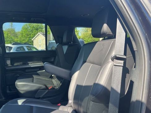 Used 2021 Ford Expedition XLT AWD/4WD image 20