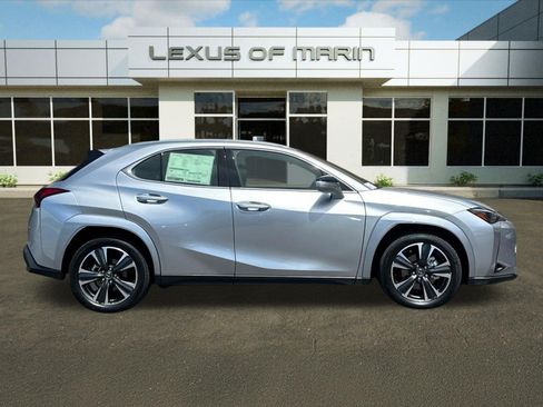 New 2026 Lexus UX 300h AWD image 8