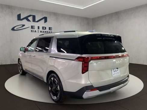 New 2026 Kia Carnival EX image 5
