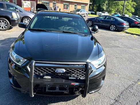 Used 2016 Ford Taurus Police Interceptor AWD image 2