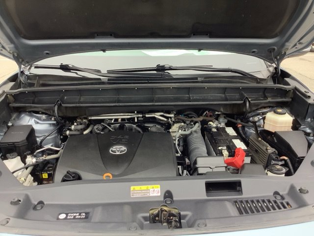 Used 2021 Toyota Highlander XLE AWD/4WD image 29