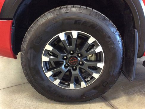 Used 2024 Nissan Titan PRO-4X w/ Pro-4x Utility Package image 11