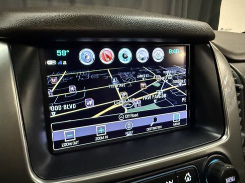 Used 2018 Chevrolet Suburban LT w/ LT Signature Package image 14