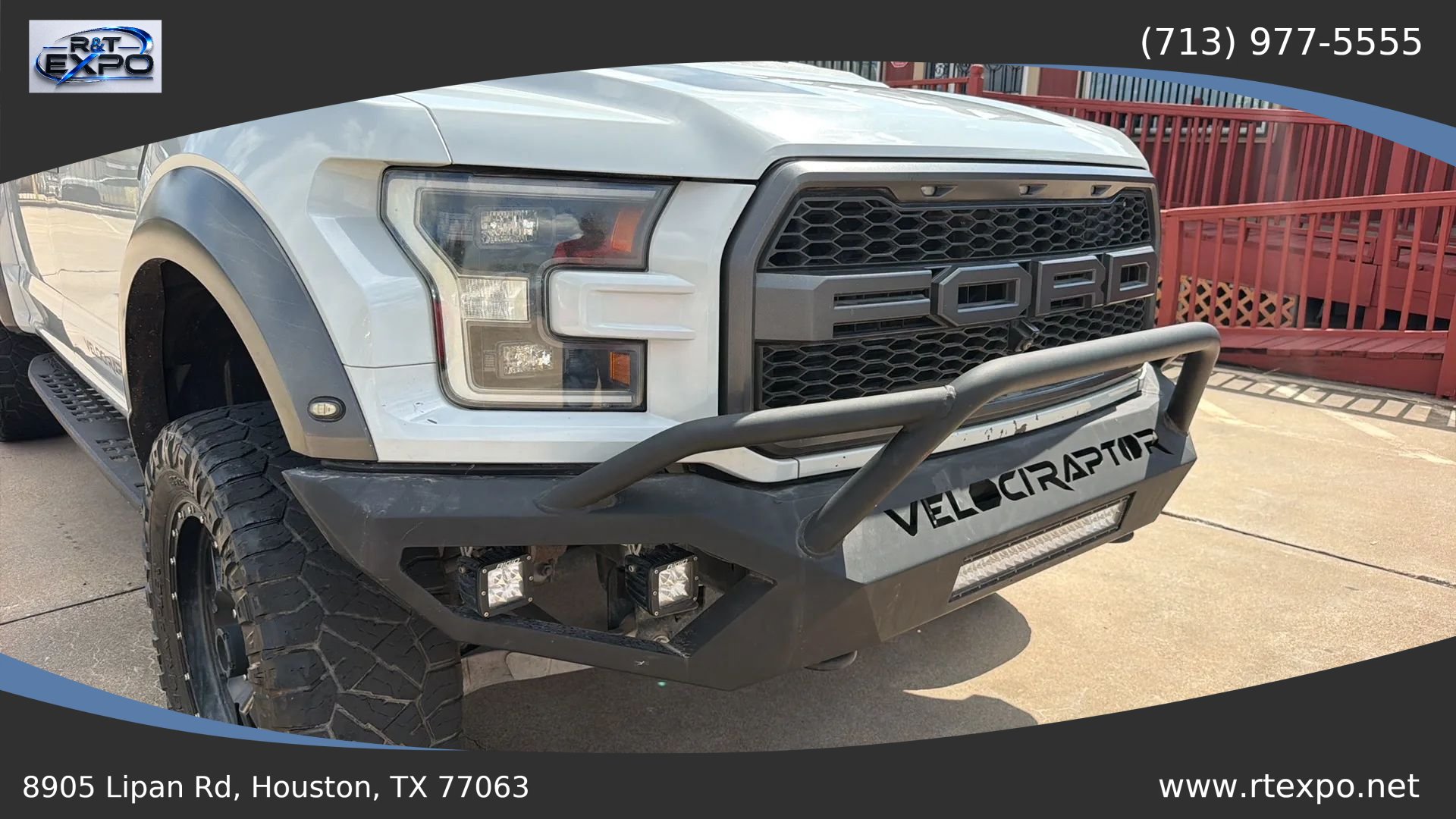 Used 2017 Ford F150 Raptor w/ Equipment Group 802A Luxury AWD/4WD image 14
