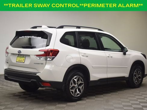 Used 2019 Subaru Forester Premium image 7