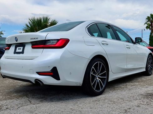 Used 2021 BMW 330i Sedan w/ Premium Package RWD image 2