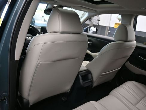 Used 2024 Honda HR-V EX-L image 37