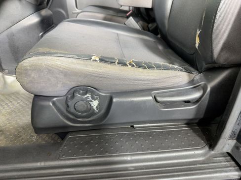 Used 2004 Honda Element EX image 12