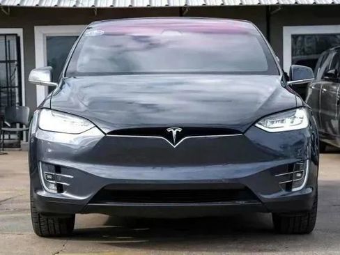 Used 2018 Tesla Model X 100D image 8