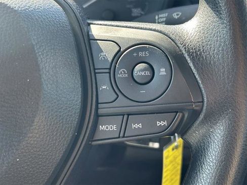 Certified 2025 Toyota Corolla LE image 33