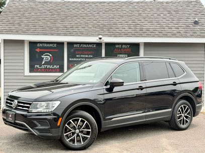 Used 2021 Volkswagen Tiguan SE w/ Panoramic Sunroof Package