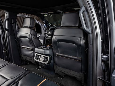 Used 2024 Ford F350 Platinum w/ Tremor Off-Road Package image 32