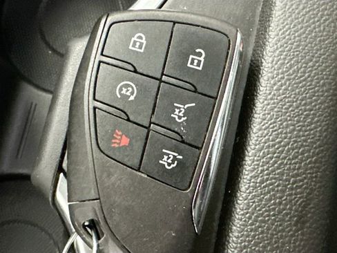 Used 2023 Chevrolet Tahoe Z71 w/ Luxury Package AWD/4WD image 29