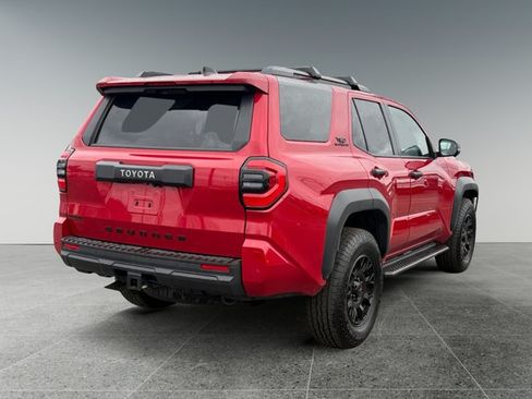 Certified 2026 Toyota 4Runner TRD Off-Road Premium AWD/4WD image 6