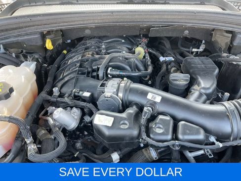 Used 2023 Jeep Grand Cherokee L Limited AWD/4WD image 26