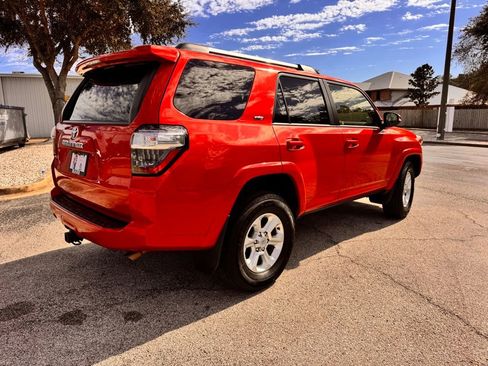 Used 2023 Toyota 4Runner SR5 Premium w/ Moonroof Package image 9