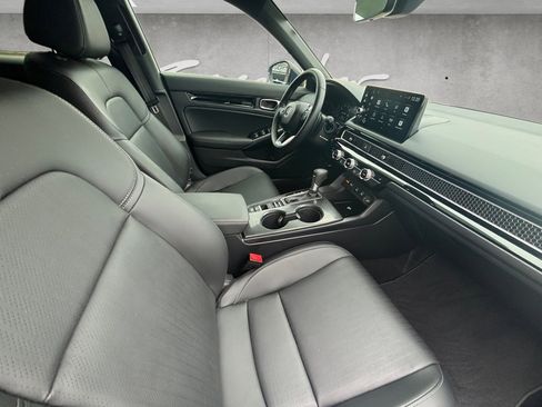 Used 2025 Honda Civic Sport image 25