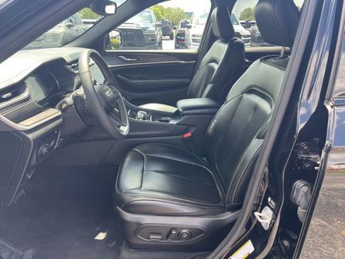 Used 2024 Jeep Grand Cherokee Limited 4xe AWD/4WD image 7