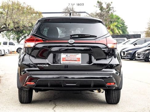 Used 2025 Nissan Kicks Play S image 6