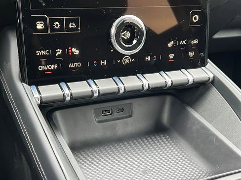 New 2026 GMC Terrain Elevation w/ Elevation Premium Package image 23