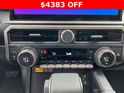 New 2025 Toyota 4Runner Limited image 12