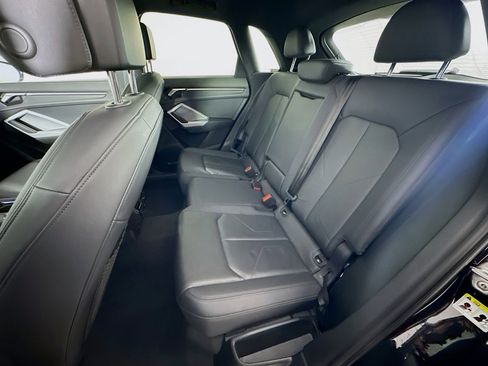 Used 2024 Audi Q3 2.0T Premium w/ Convenience Package image 26