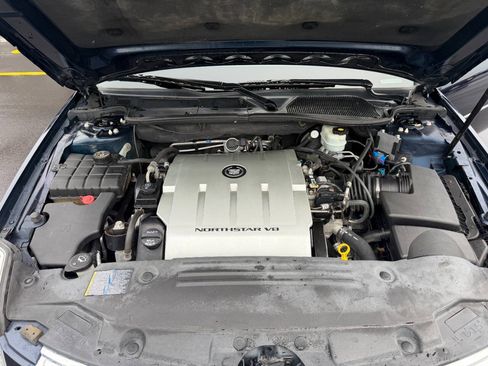 Used 2009 Cadillac DTS w/ Trunk Convenience Package FWD image 9