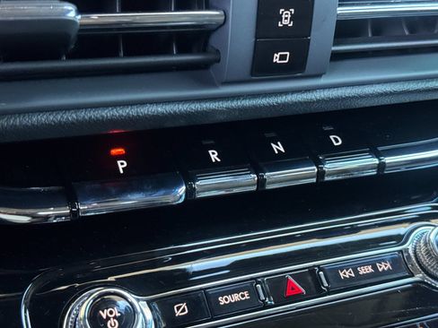 Used 2022 Lincoln Corsair FWD image 25