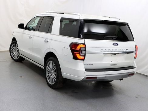 Used 2023 Ford Expedition Platinum image 8