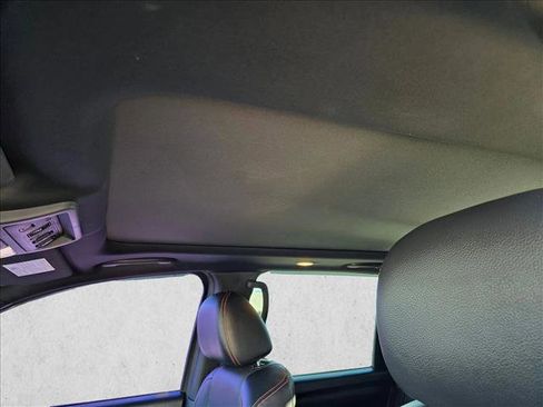 Used 2021 Nissan Titan PRO-4X w/ Pro-4x Convenience Package image 13