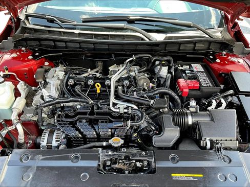 Certified 2024 Nissan Altima 2.5 SV FWD image 32