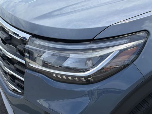 New 2026 Ford Explorer Active image 8