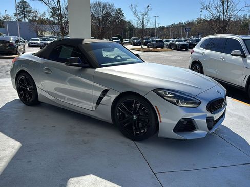Certified 2022 BMW Z4 sDrive30i w/ M Sport Package image 5
