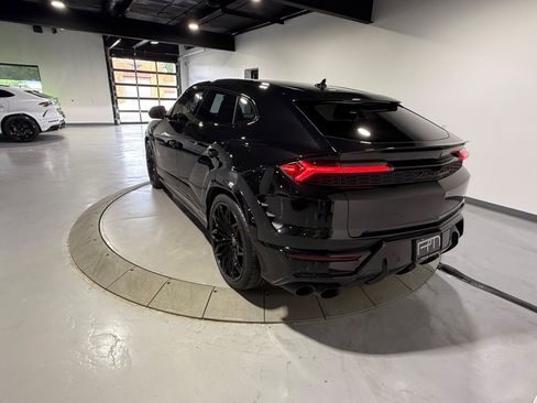 Used 2025 Lamborghini Urus SE AWD/4WD image 15