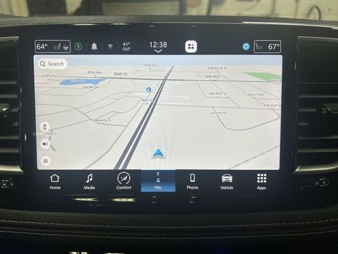 Used 2022 Chrysler Pacifica Limited image 15