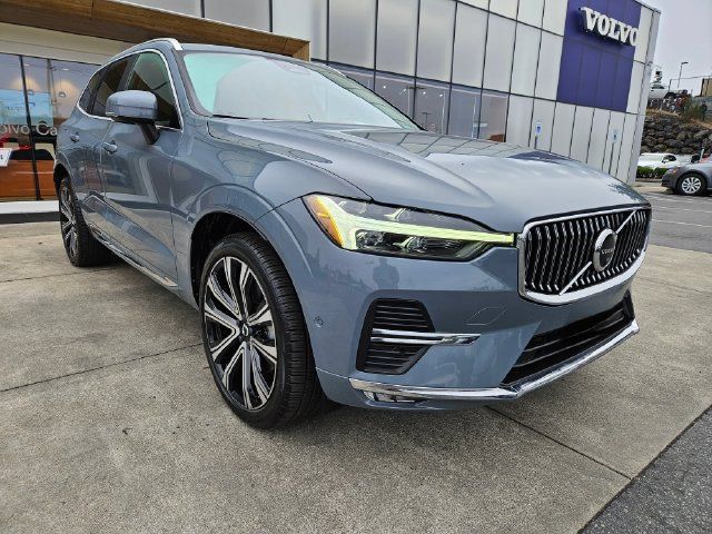 Used 2023 Volvo XC60 B6 Ultimate AWD/4WD image 3