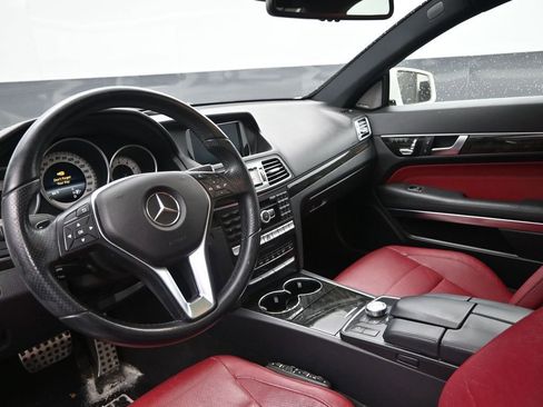 Used 2014 Mercedes-Benz E 350 4MATIC Coupe image 18