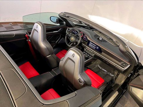 Certified 2022 Porsche 911 Turbo S AWD/4WD image 20