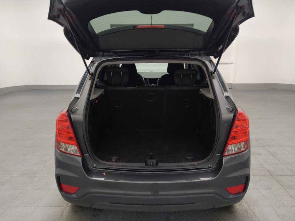 Used 2020 Chevrolet Trax LS w/ Tint and Cruise Package FWD image 29